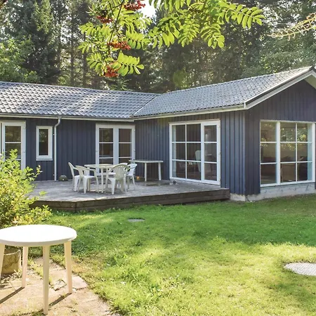 בית נופש 2 Bedroom Cozy In Ebeltoft