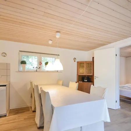 2 Bedroom Cozy In Ebeltoft Σπίτι διακοπών *