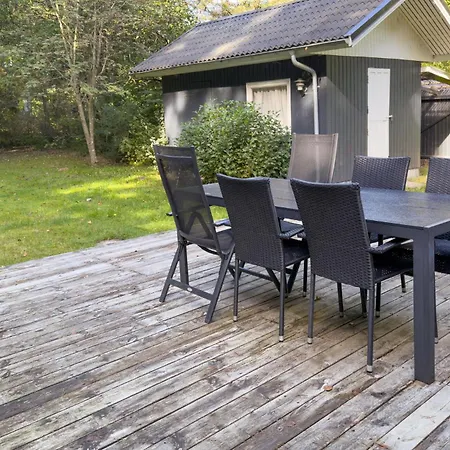 2 Bedroom Cozy In Ebeltoft *