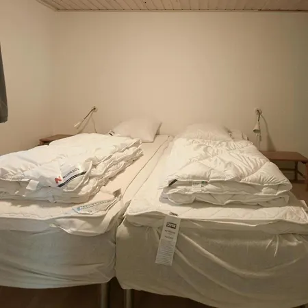 別荘 2 Bedroom Cozy In