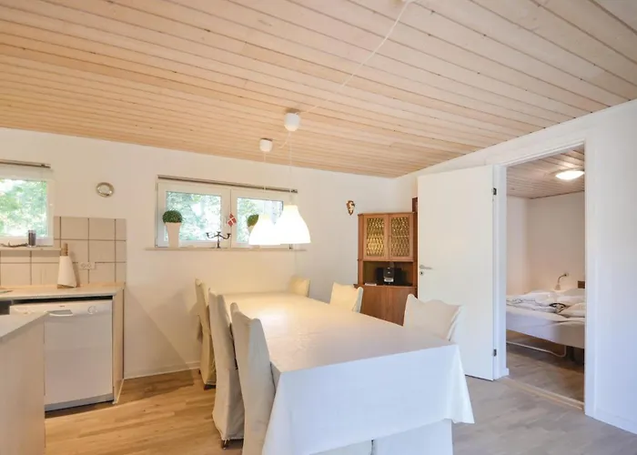 2 Bedroom Cozy In Casa vacanze *